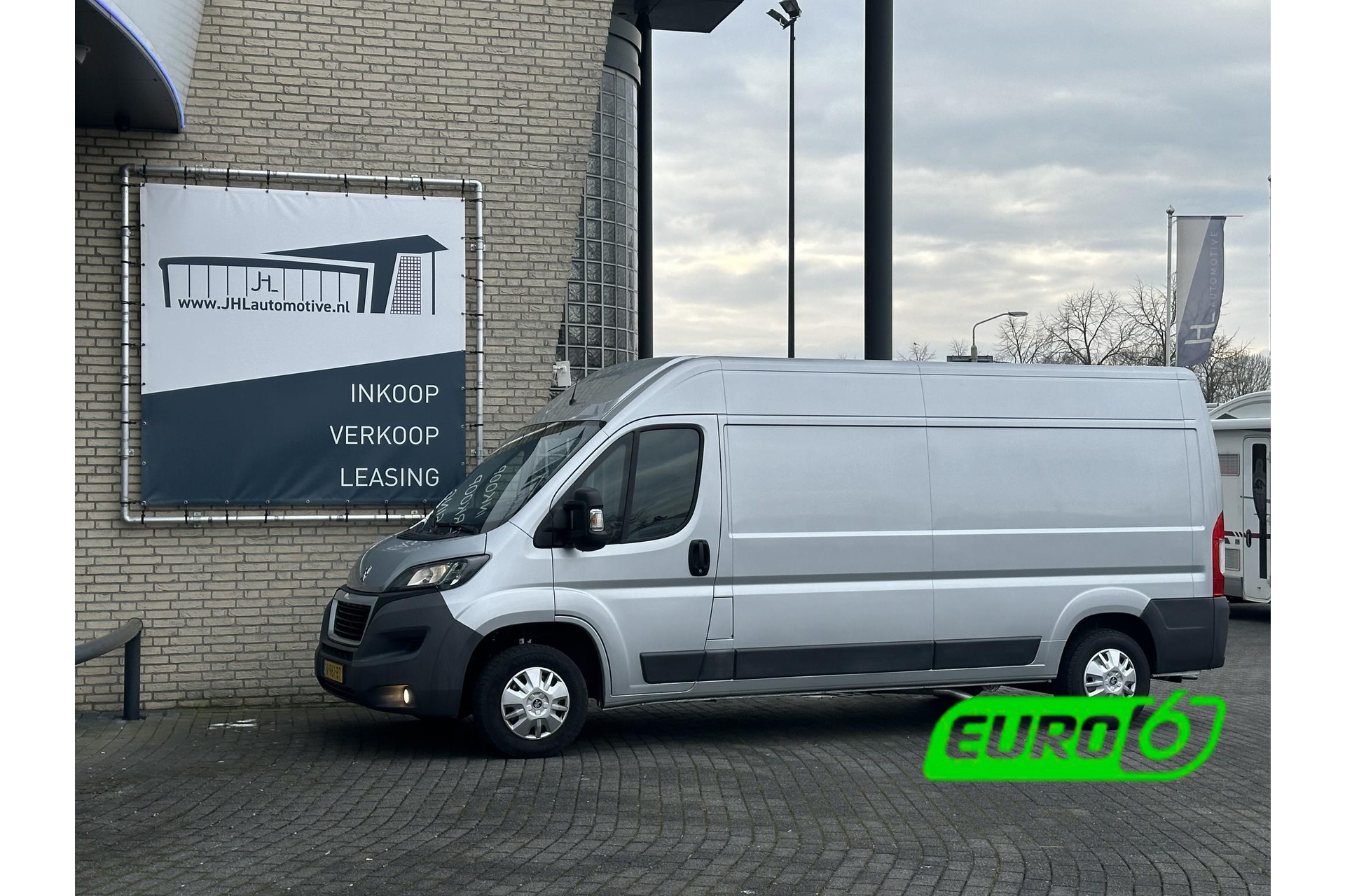 Peugeot Boxer 333 2.0 BlueHDI L3H2*A/C*HAAK*CRUISE*CAM*TEL*3PERS
